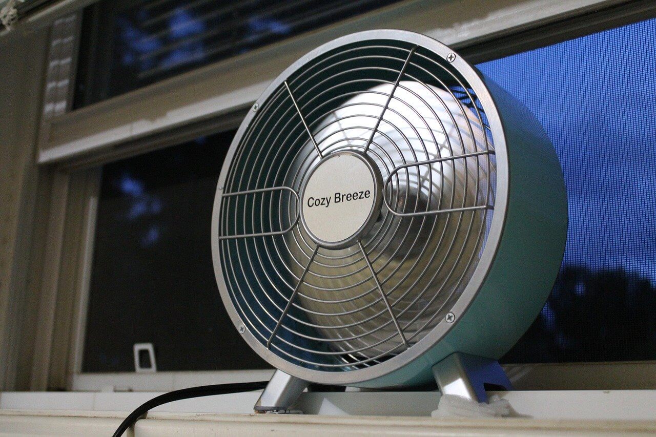 reduce energy costs by using fans to circulate the air