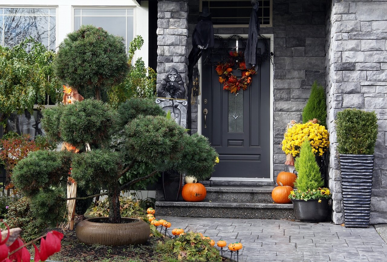 fall curb appeal
